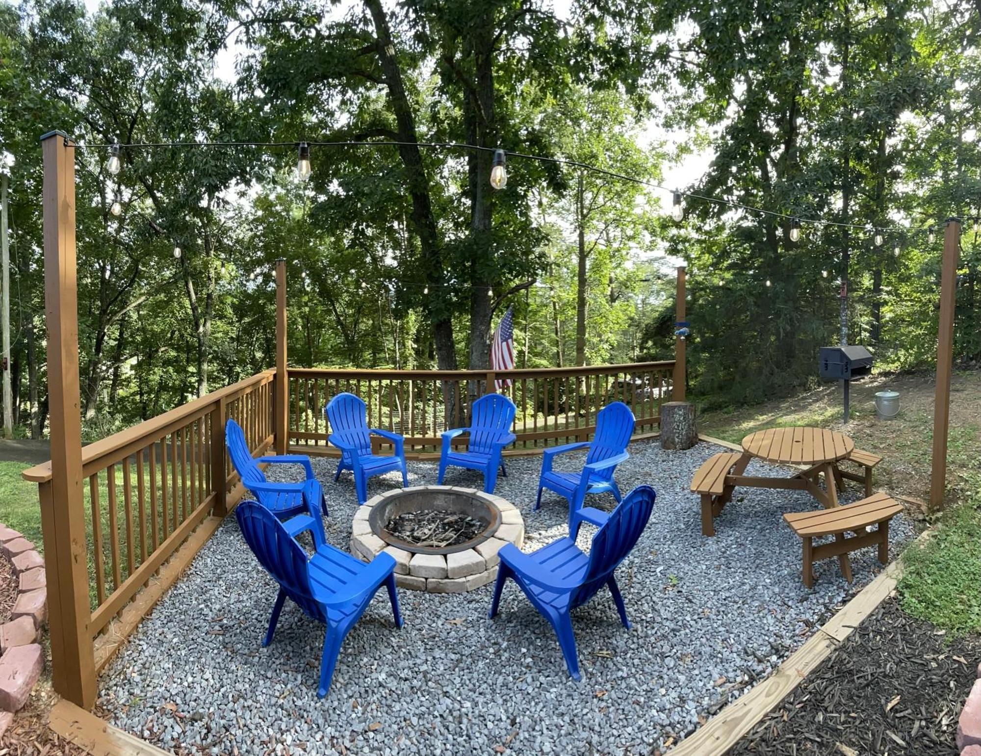 Paradise At The Smokies With Hot Tub! Sevierville
